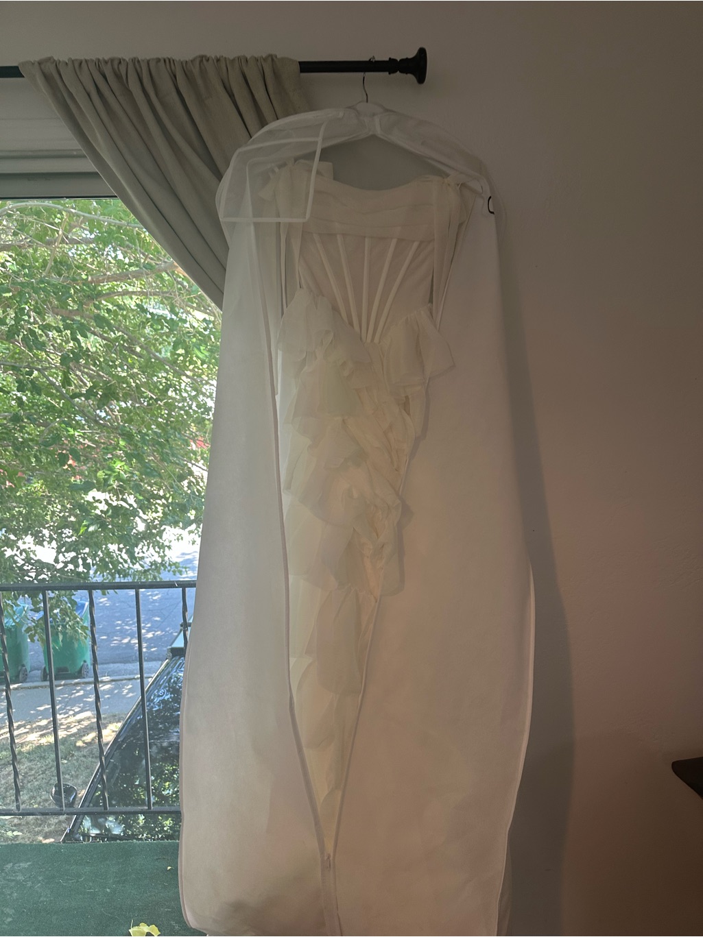 Rue De Seine - Jacqueline Off-White Tiered Ruffle Corset Gown- Wedding Dress — image 5 of 8